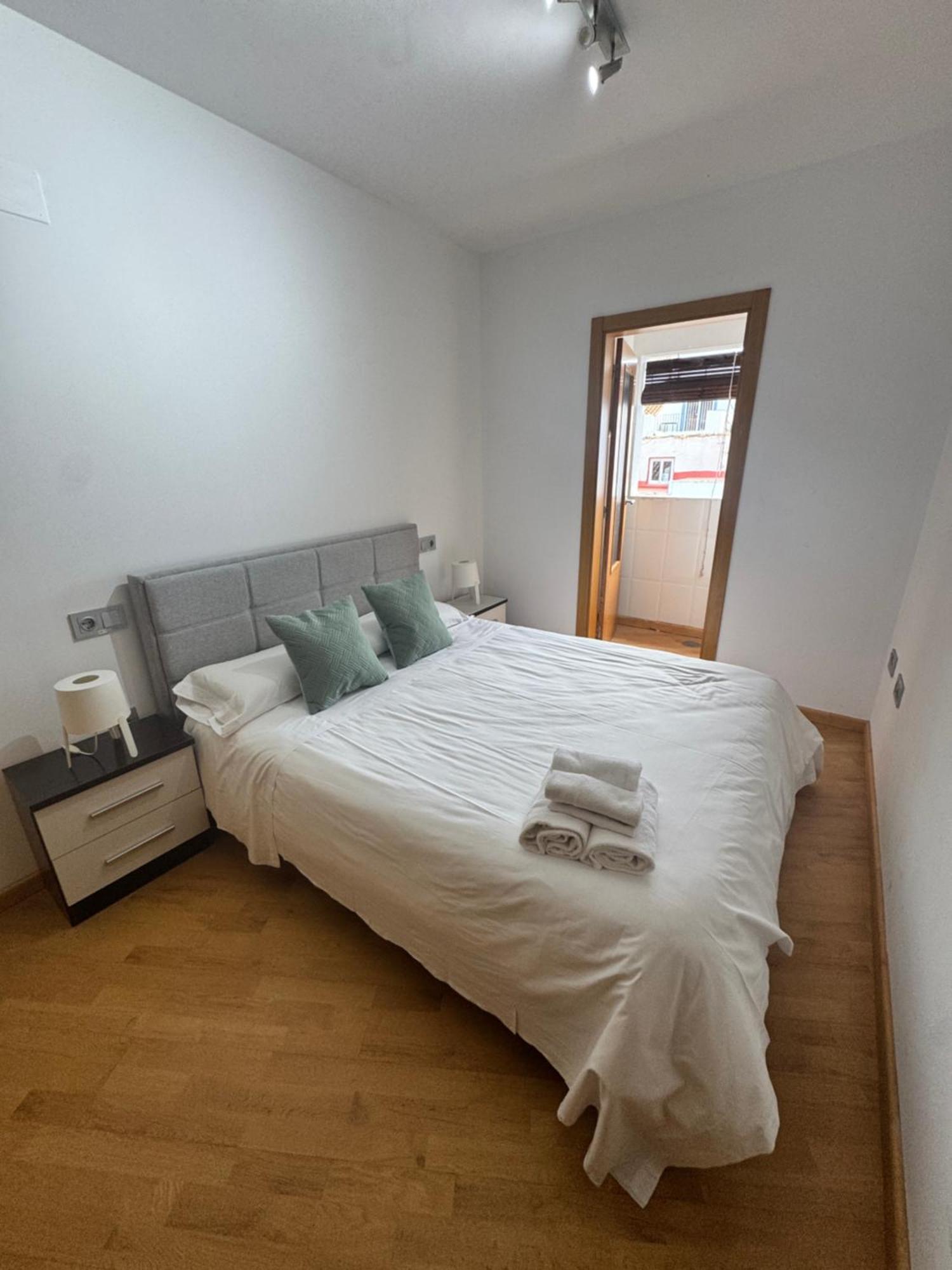 Wave Apartments Вильяхойоса Экстерьер фото
